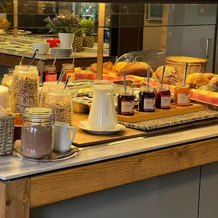 Hotel Ammerlaender Hof 3*