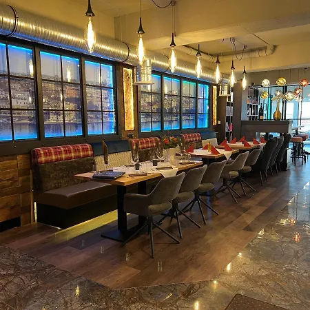 מלון Ammerlaender Hof 3*