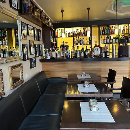 فندق Ammerlaender Hof فسترشتيده